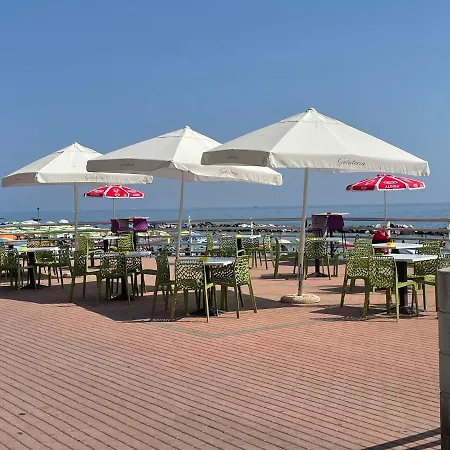 Casa Aiga Marina Lägenhet Ventimiglia